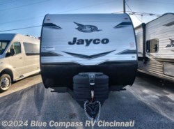 New 2025 Jayco Jay Flight SLX 210QB available in Cincinnati, Ohio