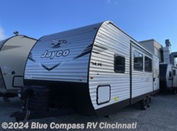 New 2025 Jayco Jay Flight SLX 261BHS available in Cincinnati, Ohio