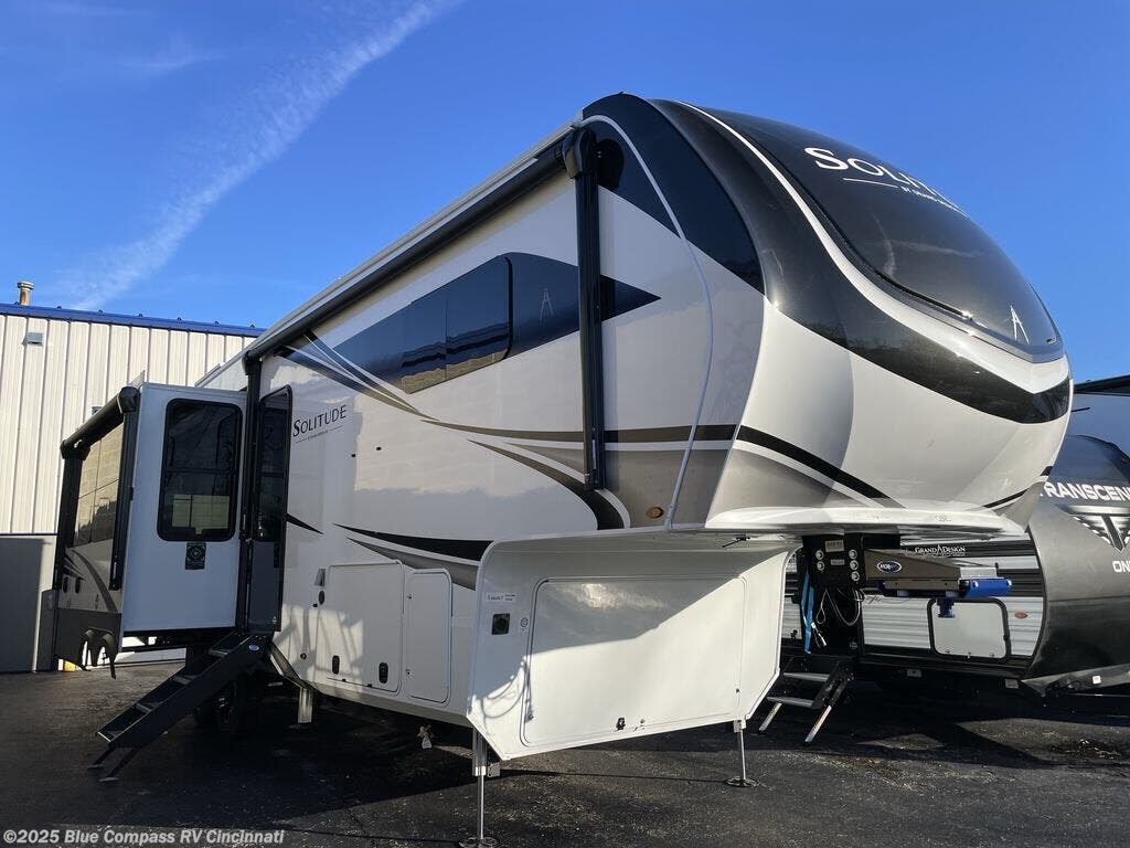 New 2025 Grand Design Solitude 310GK available in Cincinnati, Ohio