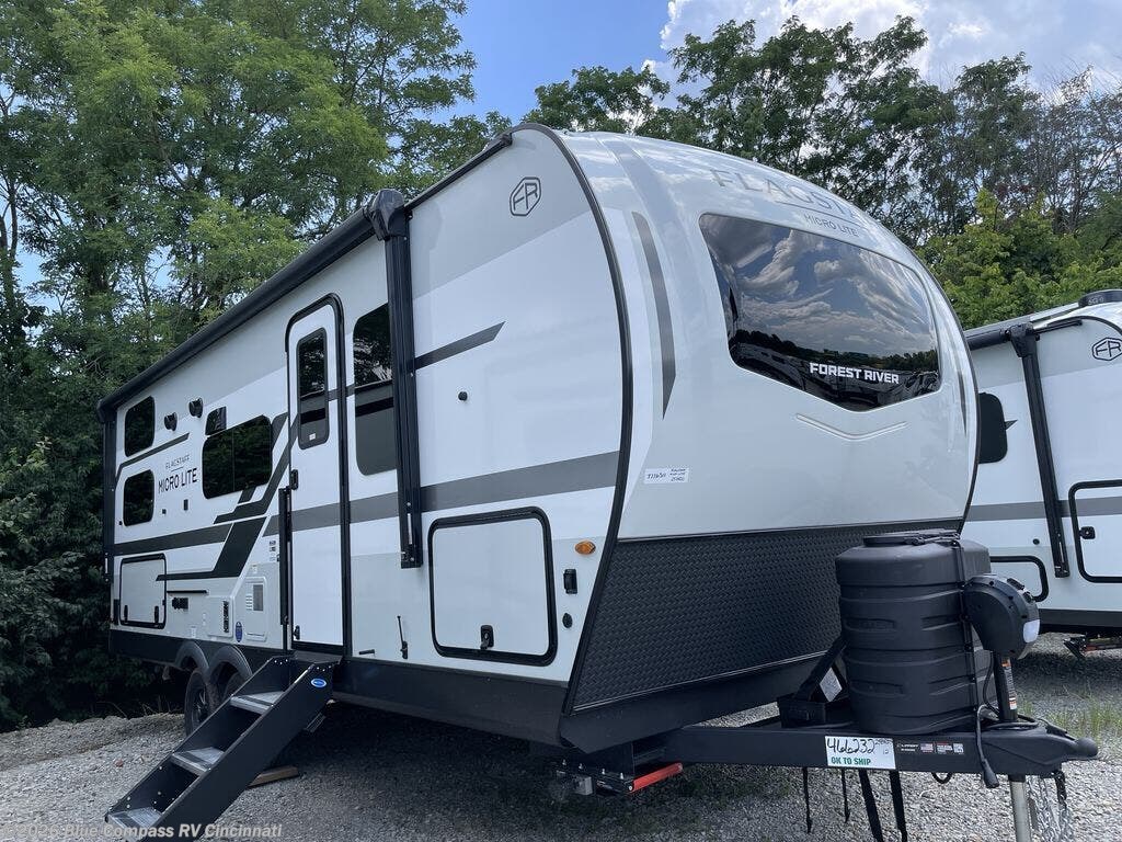New 2026 Forest River Flagstaff Micro Lite 25BRDS available in Cincinnati, Ohio