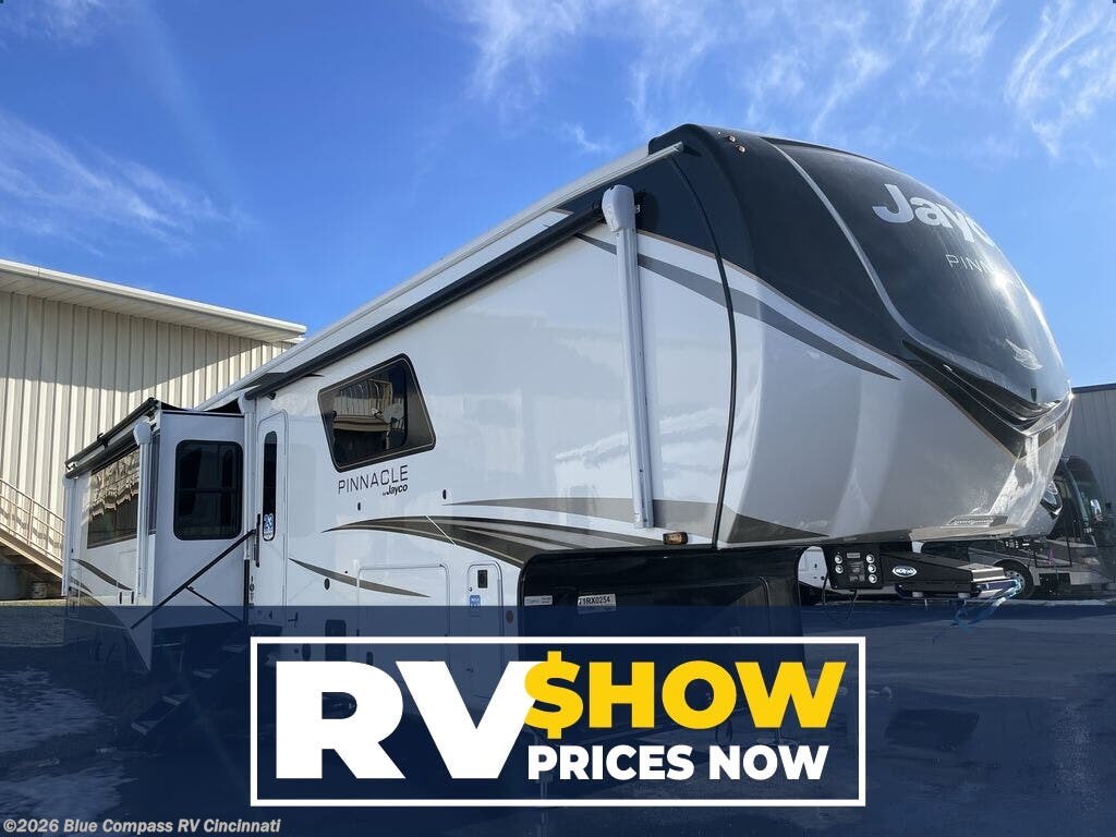 New 2026 Jayco Pinnacle 38FBRK available in Cincinnati, Ohio