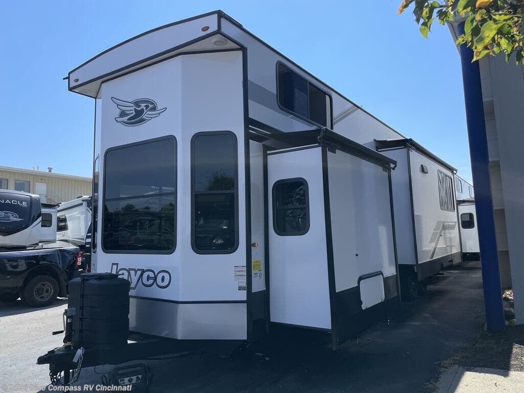 New 2026 Jayco Jay Flight Bungalow JayLoft available in Cincinnati, Ohio