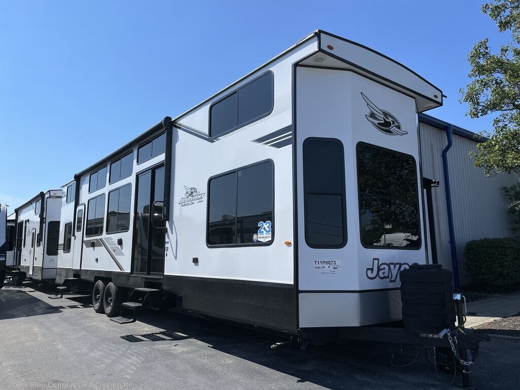 New 2026 Jayco Jay Flight Bungalow JayLoft available in Cincinnati, Ohio