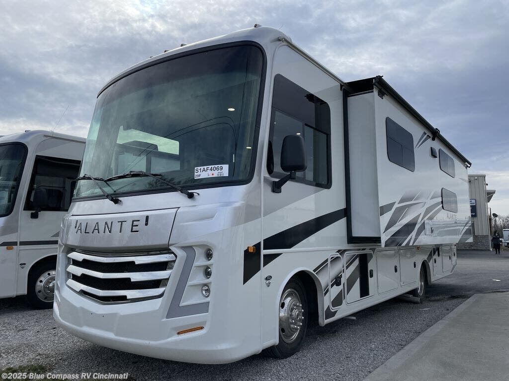 New 2025 Jayco Alante 29F available in Cincinnati, Ohio