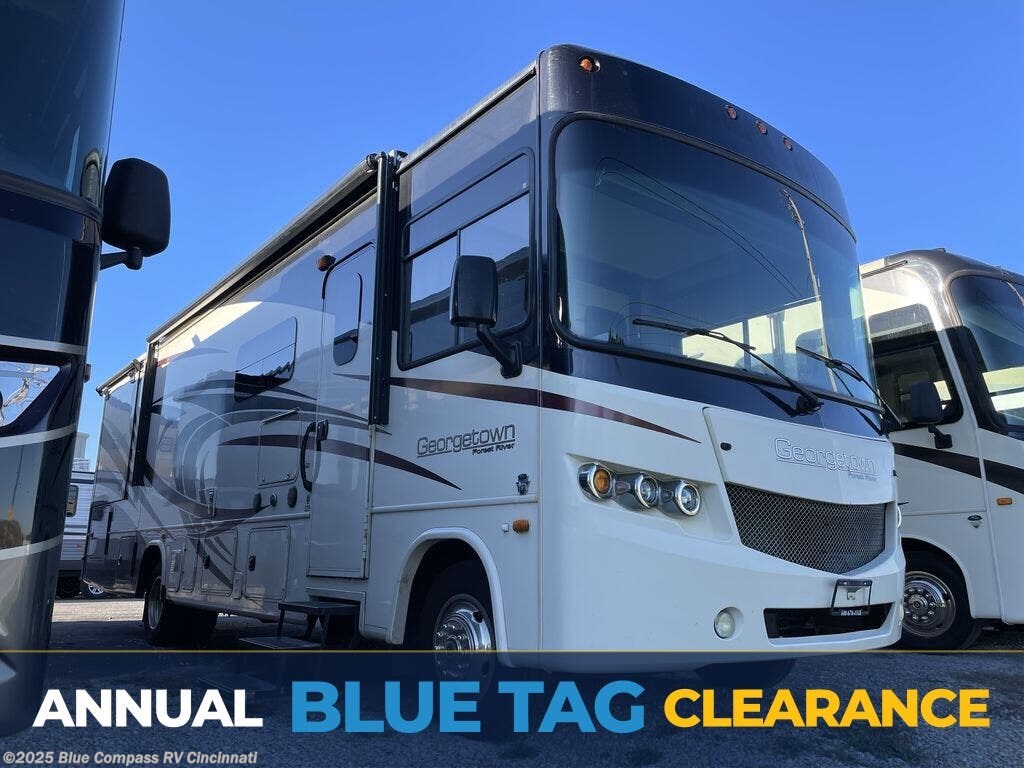Used 2017 Forest River Georgetown 329DS available in Cincinnati, Ohio