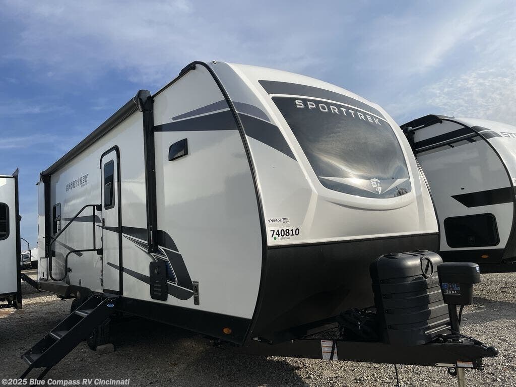 New 2025 Venture RV SportTrek ST251VFK available in Cincinnati, Ohio