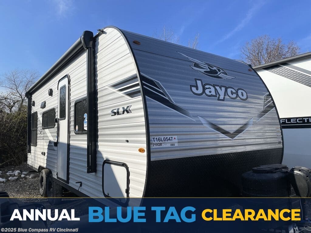 New 2026 Jayco Jay Flight SLX 210QB available in Cincinnati, Ohio