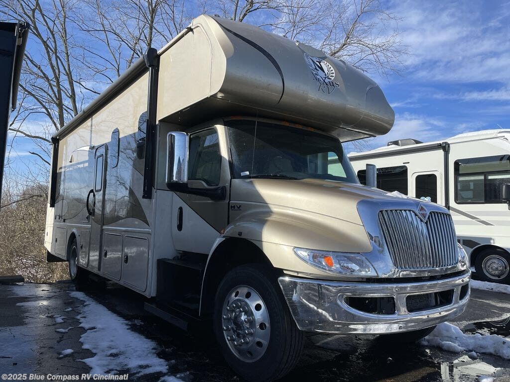 Used 2023 Nexus Wraith 34W available in Cincinnati, Ohio