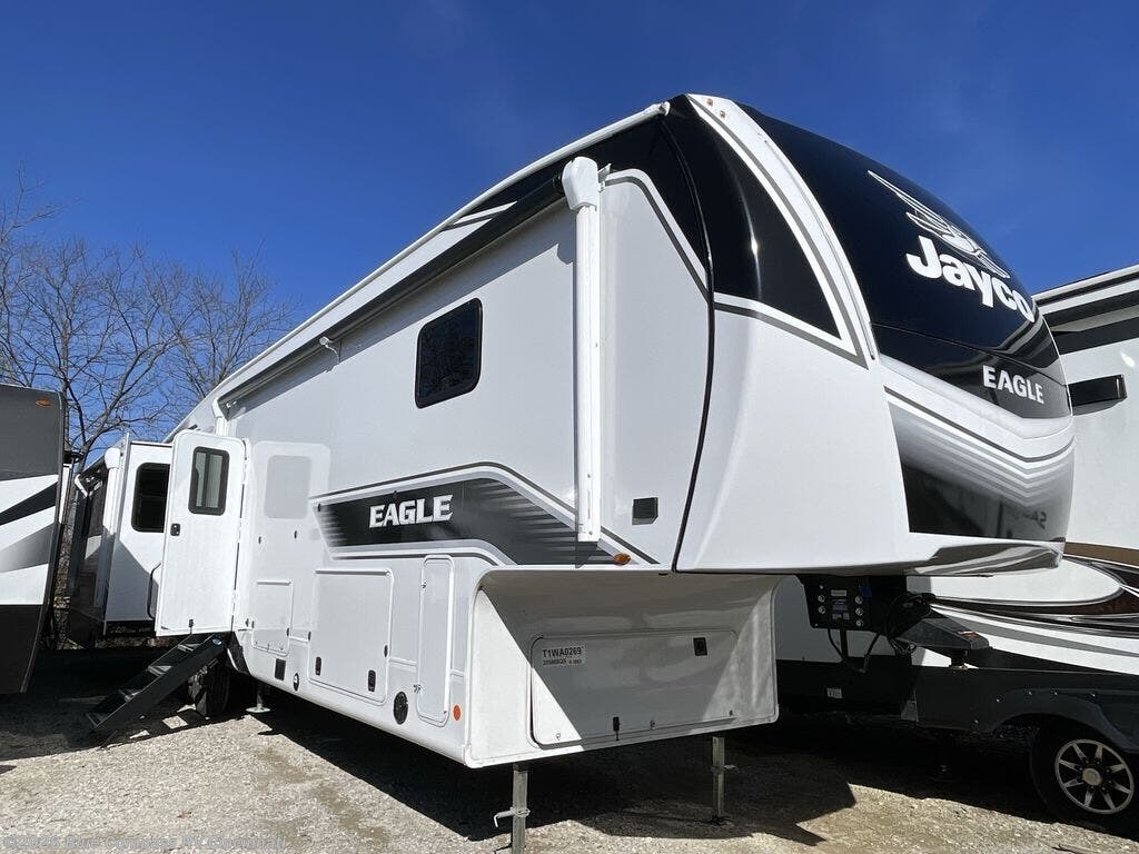 New 2026 Jayco Eagle 355MBQS available in Cincinnati, Ohio