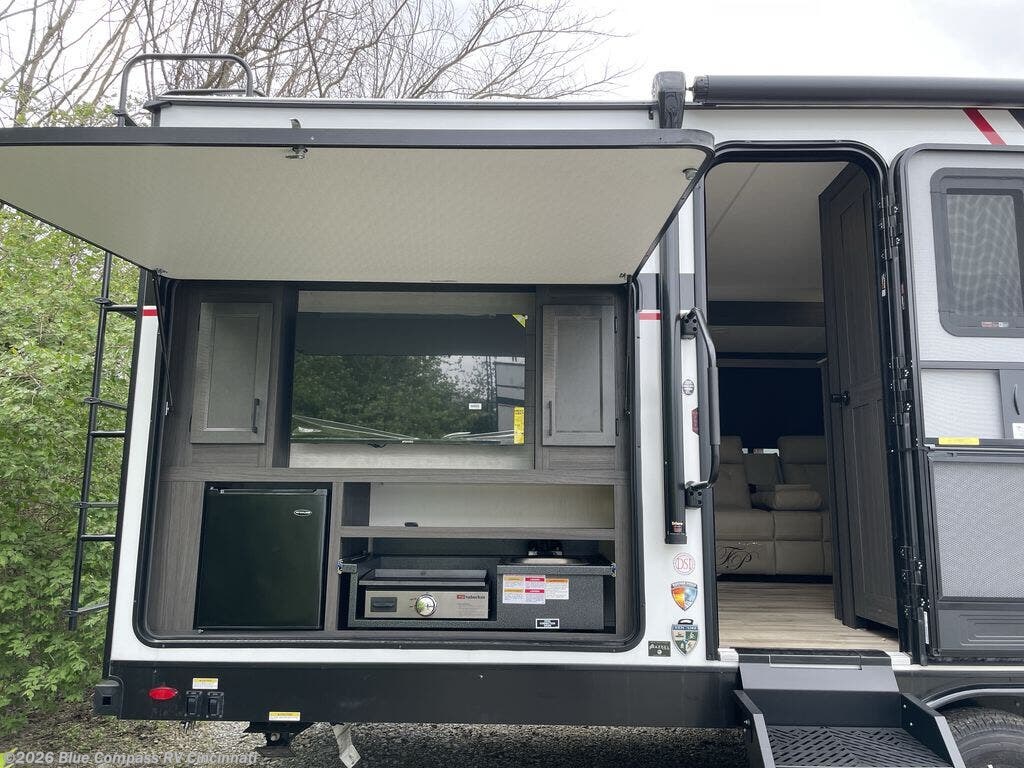 New 2026 Venture RV Stratus SR261VRB available in Cincinnati, Ohio