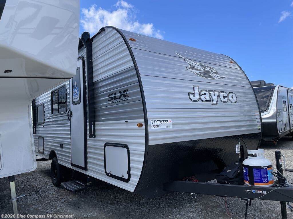 New 2026 Jayco Jay Flight SLX 172DB available in Cincinnati, Ohio