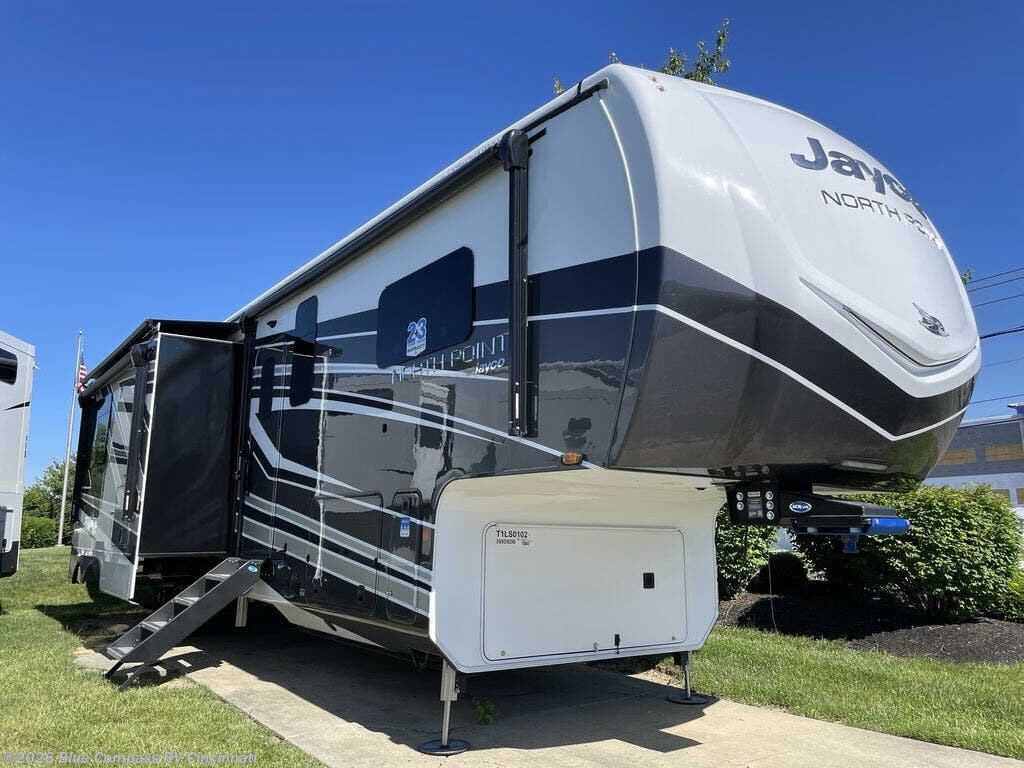 New 2026 Jayco North Point 395DSDB available in Cincinnati, Ohio