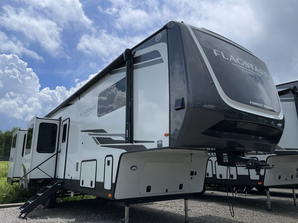 New 2026 Forest River Flagstaff Classic 404CRK available in Cincinnati, Ohio