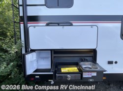 New 2026 Venture RV Stratus SR302VBH available in Cincinnati, Ohio