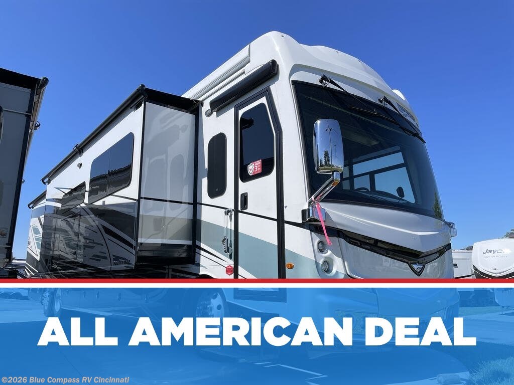 New 2026 Fleetwood Discovery LXE 44B available in Cincinnati, Ohio