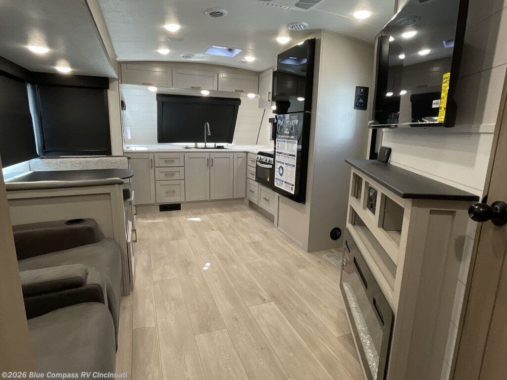 New 2027 Jayco Jay Feather 26FK available in Cincinnati, Ohio