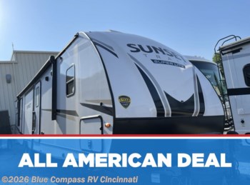 Used 2024 CrossRoads Sunset Trail SS331BH available in Cincinnati, Ohio