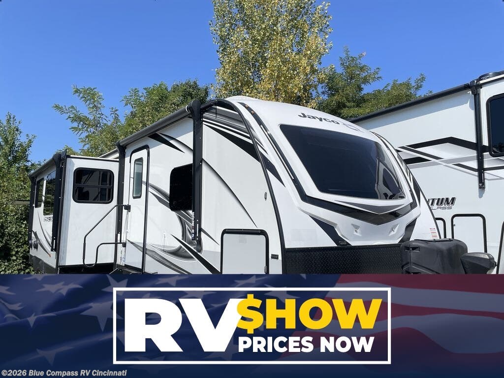 Used 2022 Jayco White Hawk 32BH available in Cincinnati, Ohio