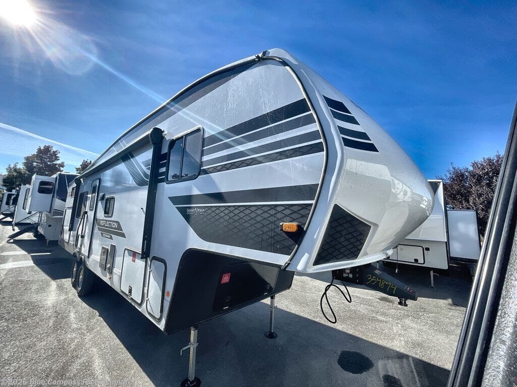 New 2027 Grand Design Reflection 100 Series 32BH available in Cincinnati, Ohio