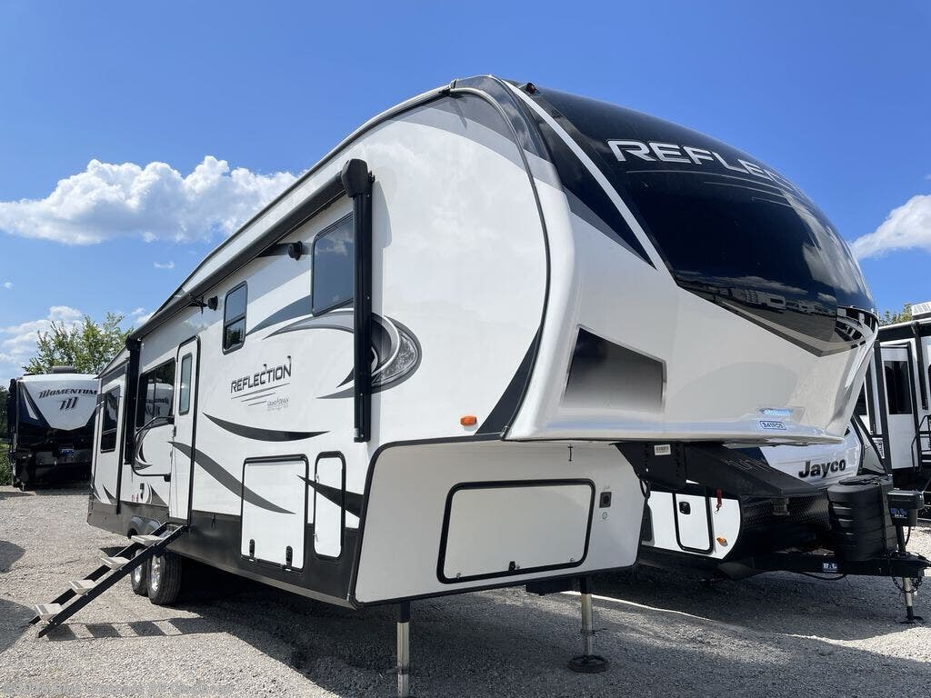 Used 2022 Grand Design Reflection 341RDS available in Cincinnati, Ohio