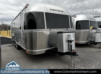 Used 2017 Airstream Flying Cloud 25FBQ Queen available in Millstone Township, New Jersey