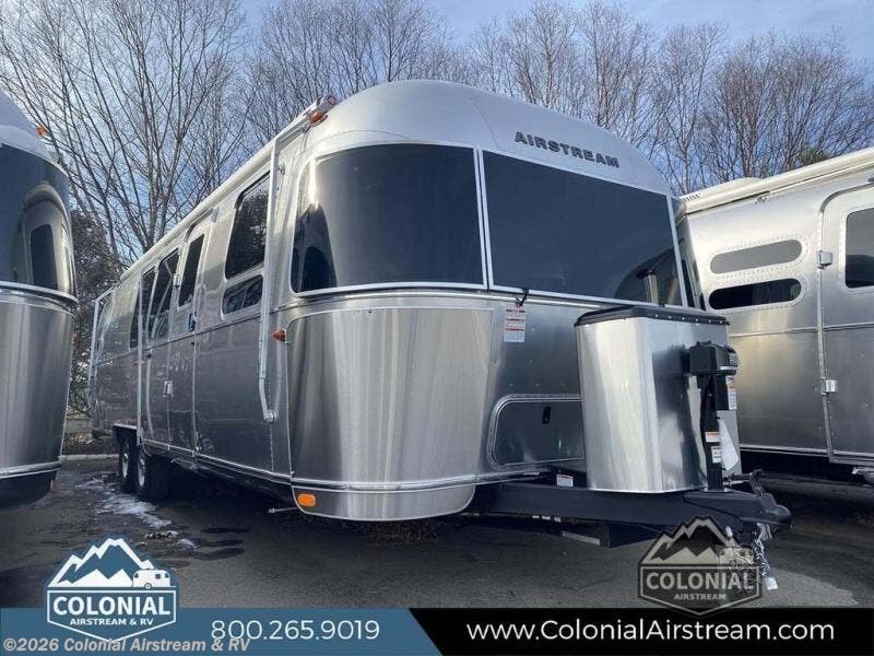 New 2025 Airstream Flying Cloud 30FBB Bunk Queen available in Millstone Township, New Jersey