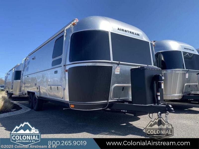New 2025 Airstream Flying Cloud 27FBT Twin Hatch available in Millstone Township, New Jersey