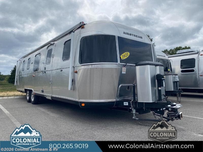 Used 2021 Airstream Classic 33FBQ Queen available in Millstone Township, New Jersey