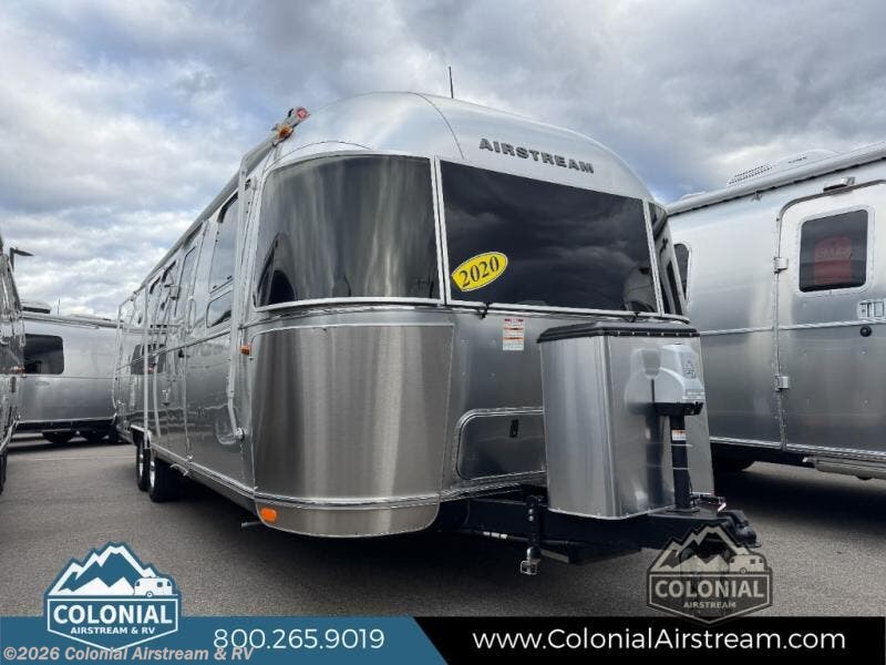 Used 2020 Airstream Flying Cloud 30FBB Bunk Queen available in Millstone Township, New Jersey