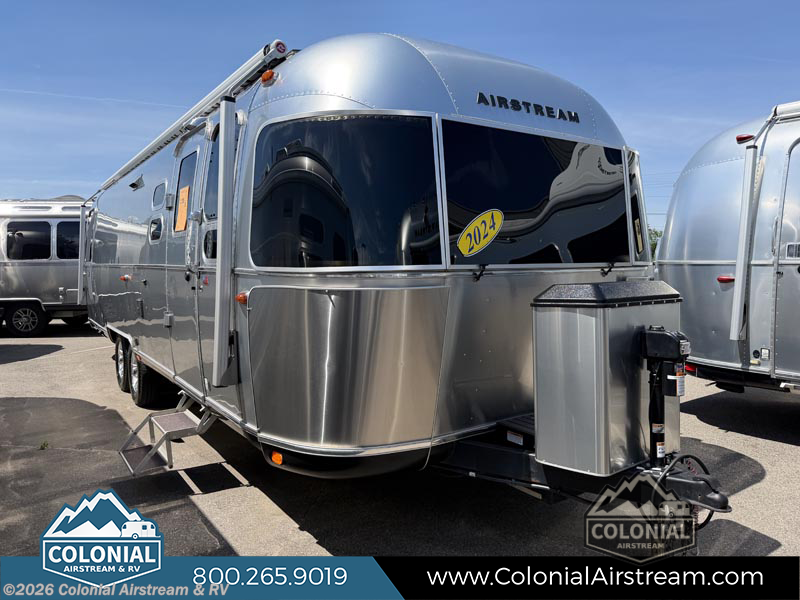 Used 2024 Airstream Classic 30RBQ Queen available in Millstone Township, New Jersey