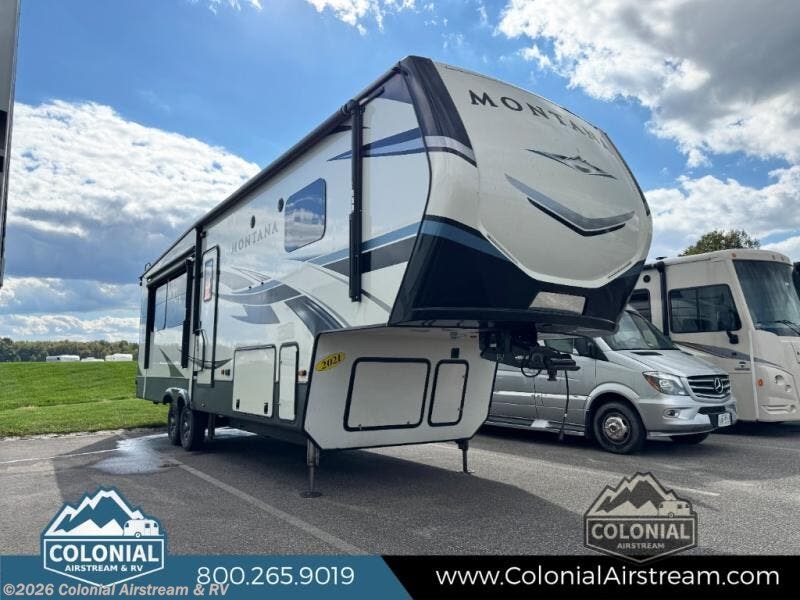 Used 2021 Keystone Montana 3121RL available in Millstone Township, New Jersey
