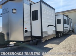  Used 2018 Forest River Wildwood DLX 402QBQ available in Newfield, New Jersey