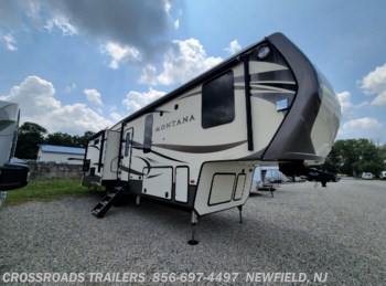 Used 2017 Keystone Montana 3160RL available in Newfield, New Jersey