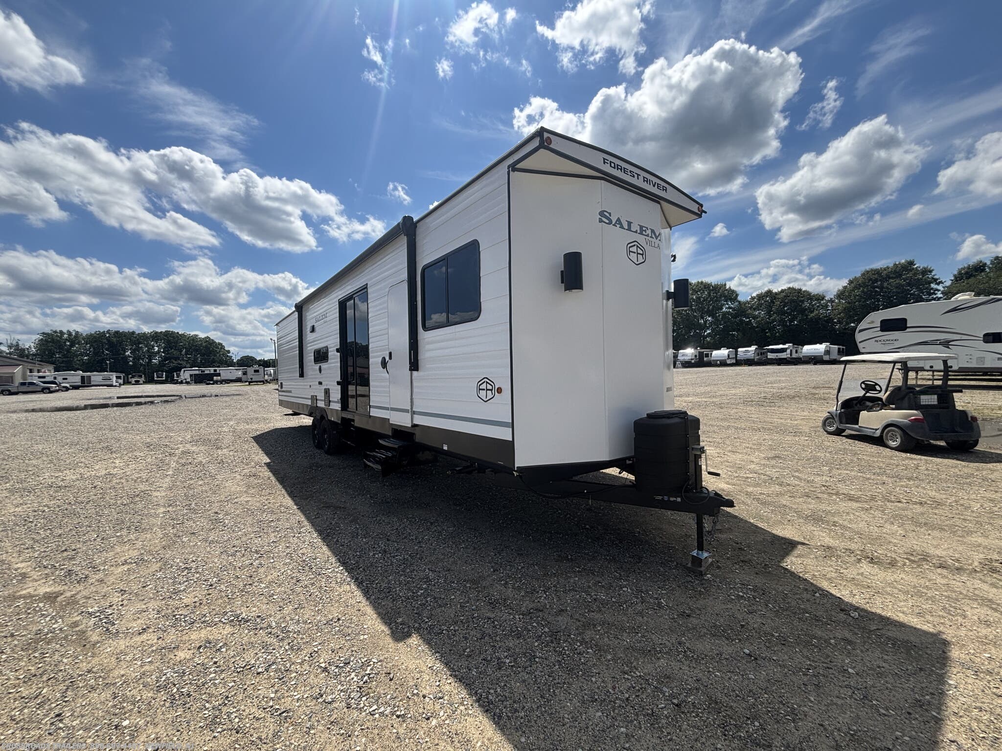 New 2027 Forest River Salem Villa 42DMS available in Newfield, New Jersey