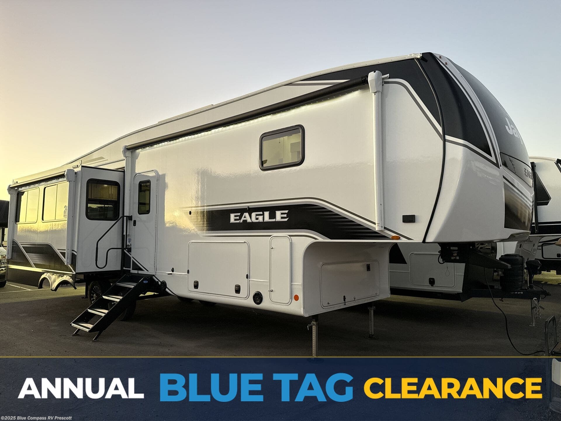 New 2026 Jayco Eagle 321RSTS available in Prescott, Arizona
