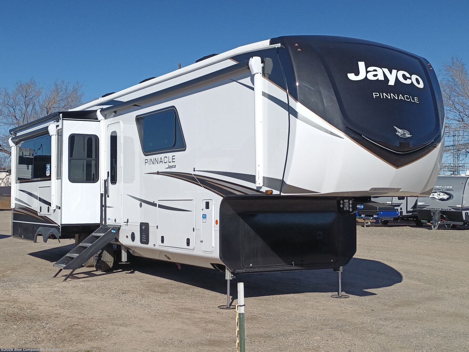 New 2026 Jayco Pinnacle 36FBTS available in Prescott, Arizona
