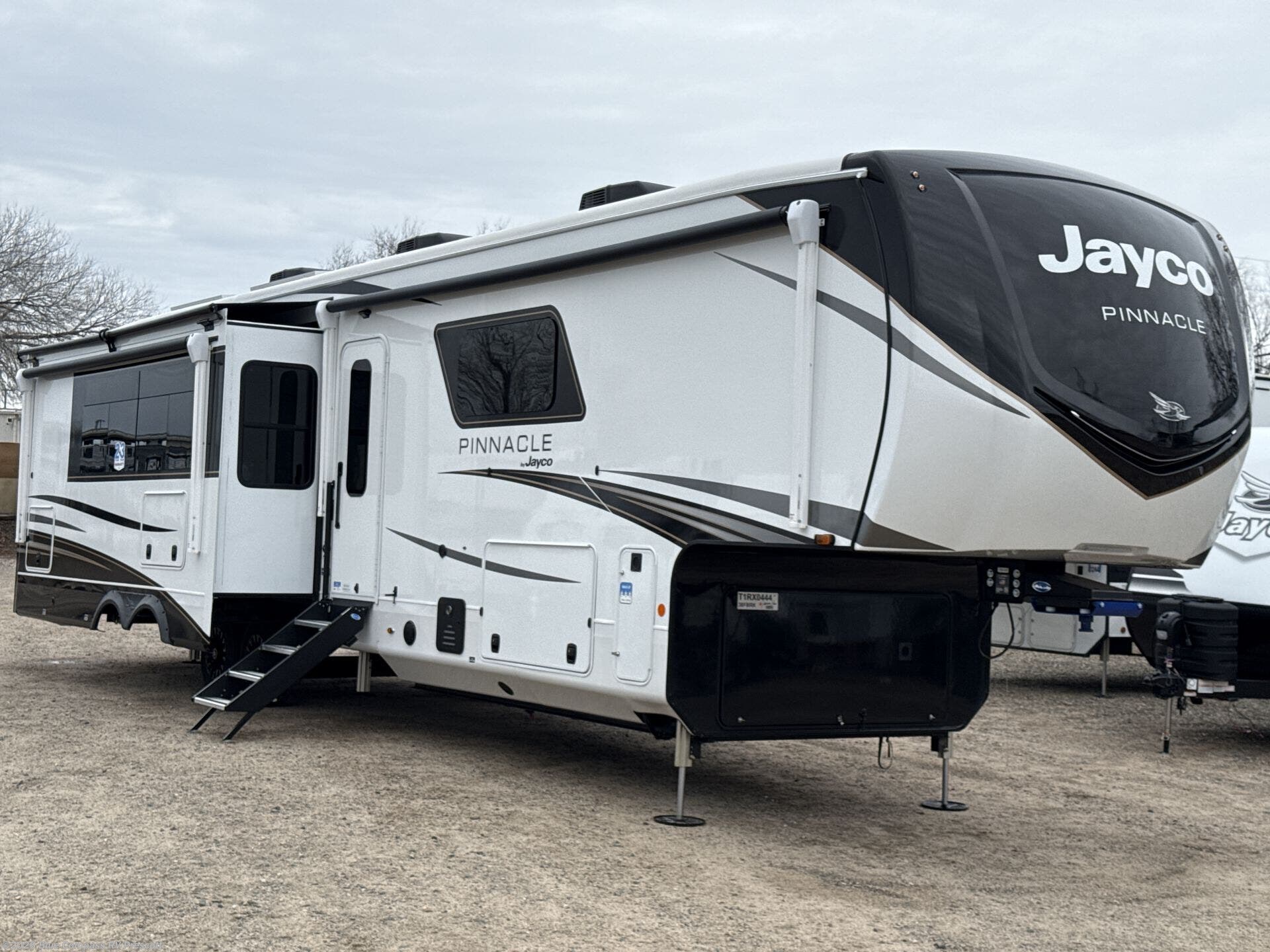 New 2026 Jayco Pinnacle 38FBRK available in Prescott, Arizona