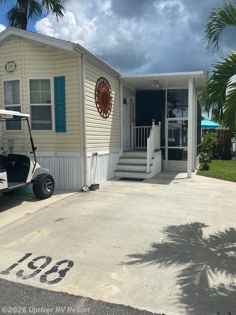 Used 2007 Skyline   available in North Fort Myers, Florida